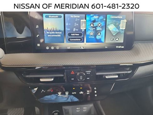 New 2026 Nissan Kicks SR FWD image 16