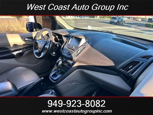 Used 2015 Ford Transit Connect Titanium image 7