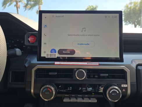 Certified 2026 Toyota Tacoma TRD Off-Road AWD/4WD image 26
