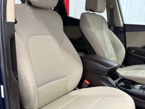 Used 2017 Hyundai Santa Fe Sport AWD/4WD image 16