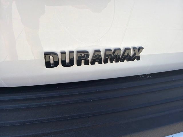 Used 2025 Chevrolet Suburban High Country AWD/4WD image 37