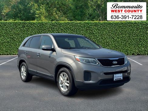 Used 2015 Kia Sorento LX FWD image 1