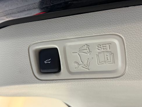 Used 2021 Lincoln Navigator Black Label image 51