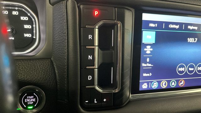 Used 2021 GMC Yukon XL Denali AWD/4WD image 19