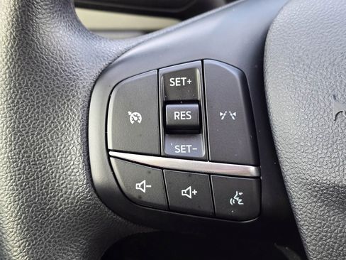 Used 2025 Ford Escape Active image 24