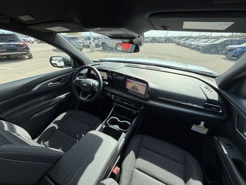 New 2026 Chevrolet Traverse LT image 30