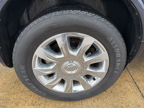 Used 2016 Buick Enclave Leather image 10