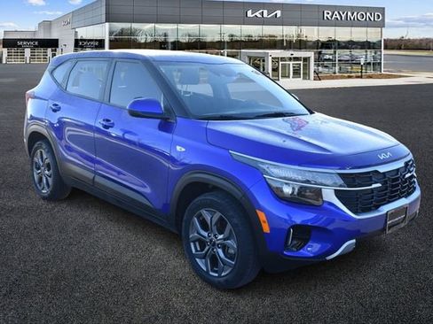 Certified 2024 Kia Seltos LX image 1