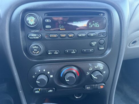 Used 2001 Oldsmobile Alero GX image 17