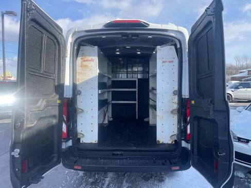Used 2019 Ford Transit 250 130 Medium Roof image 5