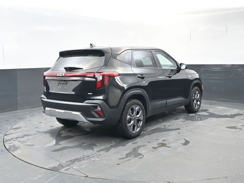 Used 2024 Kia Seltos LX image 5