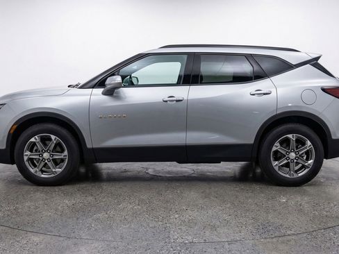 Used 2025 Chevrolet Blazer LT image 5