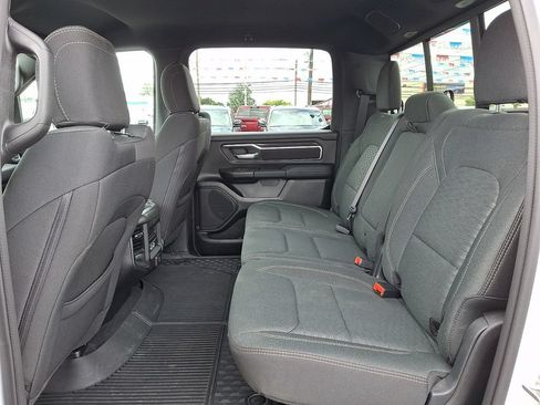 Used 2025 RAM 1500 Big Horn AWD/4WD image 10