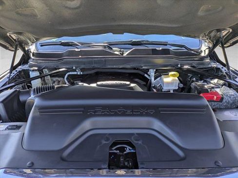 Used 2019 RAM 2500 Big Horn image 23