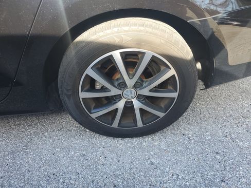 Used 2018 Volkswagen Jetta SE image 5