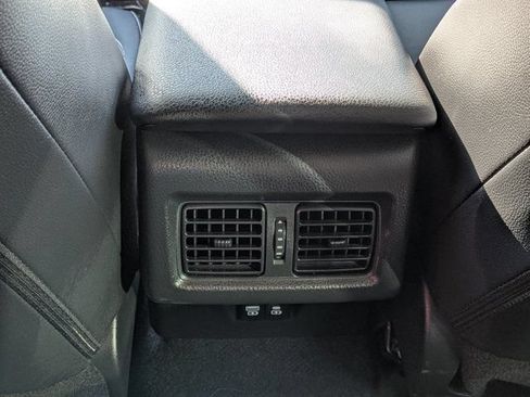 Used 2025 Toyota Camry SE FWD image 17