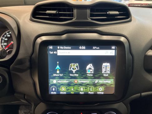 Used 2023 Jeep Renegade Latitude image 20