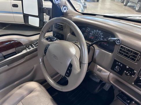 Used 2001 Ford F350 Lariat image 15