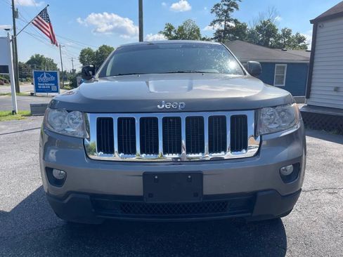Used 2012 Jeep Grand Cherokee Laredo AWD/4WD image 2