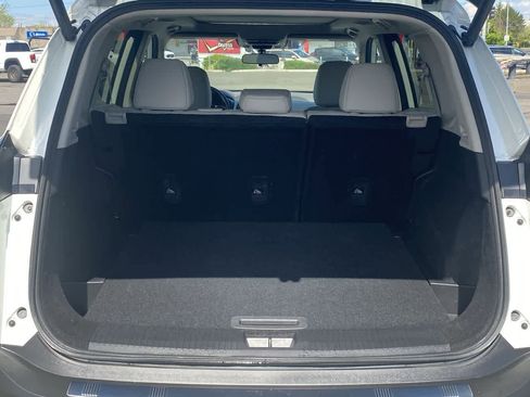 Used 2023 Nissan Rogue SV w/ SV Premium B Package AWD/4WD image 23