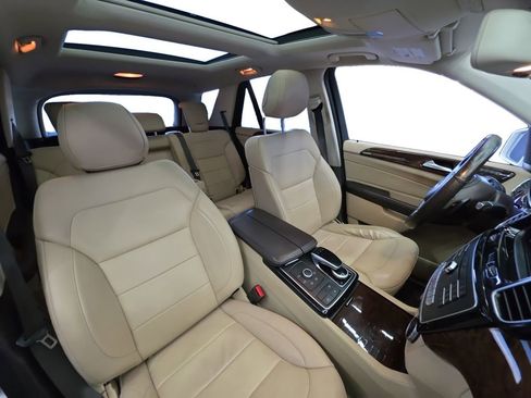 Used 2017 Mercedes-Benz GLE 400 4MATIC image 14