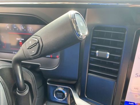 New 2026 Ford F250 Lariat image 30