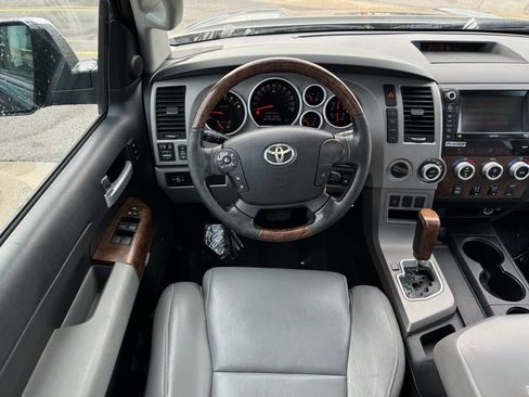 Used 2013 Toyota Tundra Platinum AWD/4WD image 12
