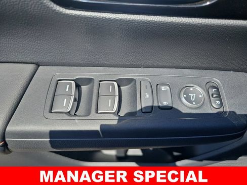Used 2025 Honda CR-V Sport Touring image 28