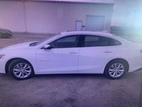 Used 2024 Chevrolet Malibu LT image 9