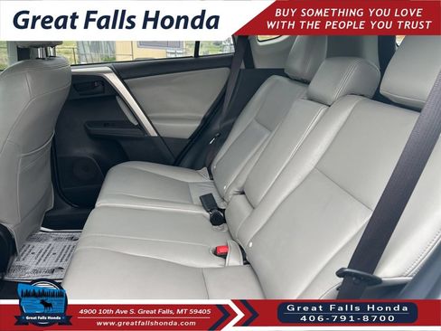 Used 2015 Toyota RAV4 LE FWD image 22