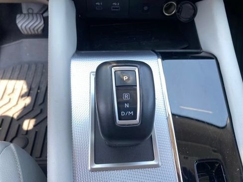 Used 2024 Mitsubishi Outlander SEL FWD image 19