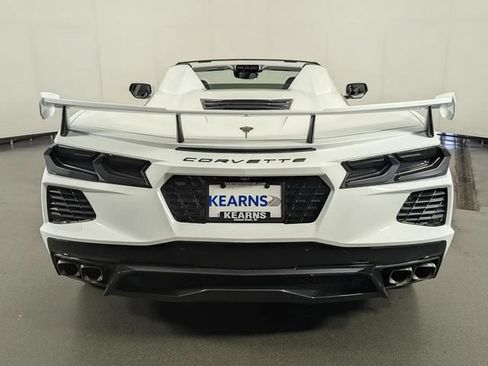 Used 2024 Chevrolet Corvette Stingray Premium Conv w/ Z51 Performance Package RWD image 11