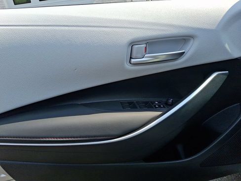 Used 2025 Toyota Corolla SE FWD image 13