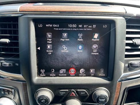 Used 2017 RAM 1500 Laramie RWD image 19
