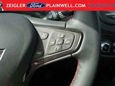 Used 2023 Chevrolet Equinox RS w/ LPO, Floor Liner Package FWD image 23
