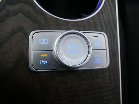 Used 2025 Genesis GV80 2.5T Select image 32