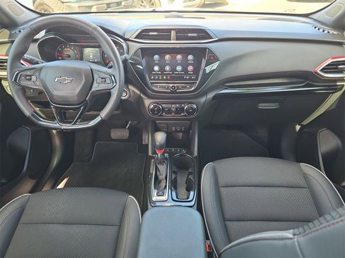 Used 2023 Chevrolet TrailBlazer RS w/ Convenience Package image 8