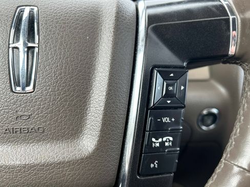 Used 2015 Lincoln Navigator 4WD 4dr 4WD image 27
