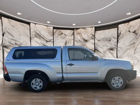 Used 2011 Toyota Tacoma 2WD Regular Cab image 4