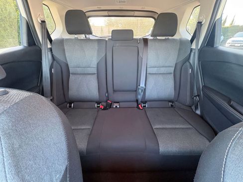 Used 2025 Nissan Rogue SV image 40