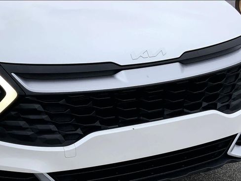 Used 2024 Kia Sportage LX FWD image 30