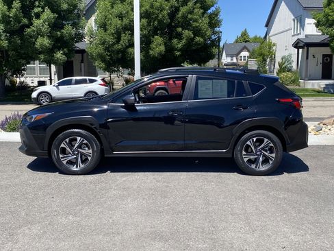 Certified 2024 Subaru Crosstrek 2.0i Premium w/ Crosstrek Mirror Package AWD/4WD image 3