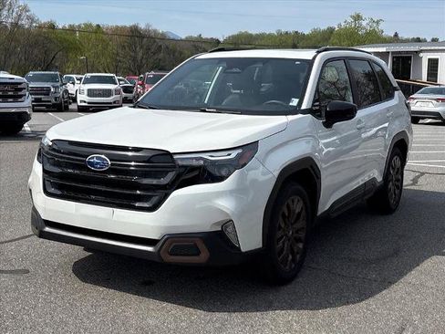 Used 2025 Subaru Forester Sport w/ Popular Package #1 AWD/4WD image 4