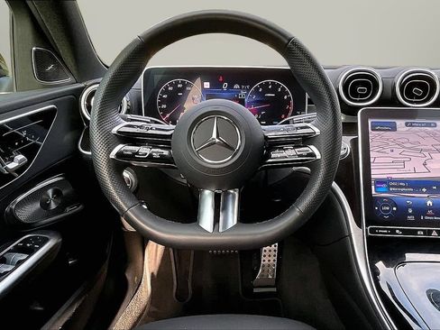 Used 2024 Mercedes-Benz C 300 4MATIC Sedan image 11