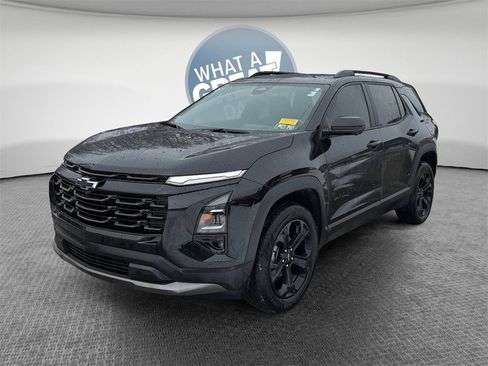 Used 2025 Chevrolet Equinox LT w/ Convenience Package II image 8