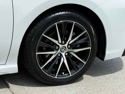 Used 2023 Toyota Camry SE image 21