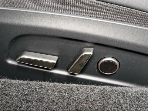 Used 2025 Tesla Model 3 Long Range AWD/4WD image 6
