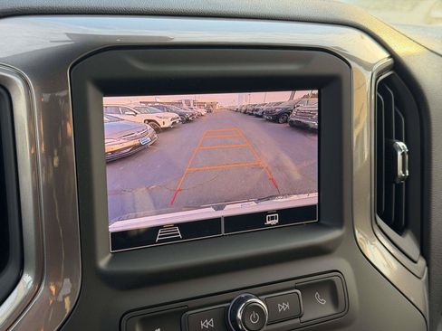 Used 2025 GMC Sierra 2500 Pro AWD/4WD image 19