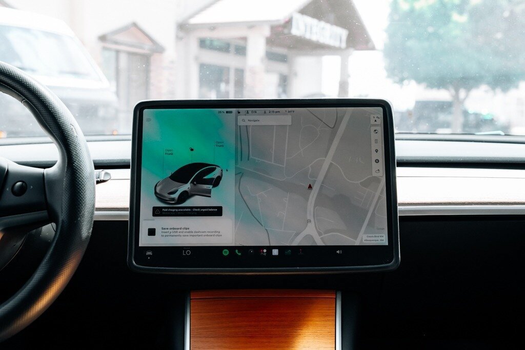 Used 2019 Tesla Model 3 Long Range AWD/4WD image 24