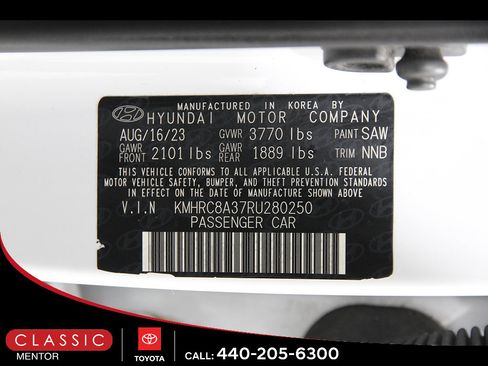 Used 2024 Hyundai Venue SEL FWD image 22